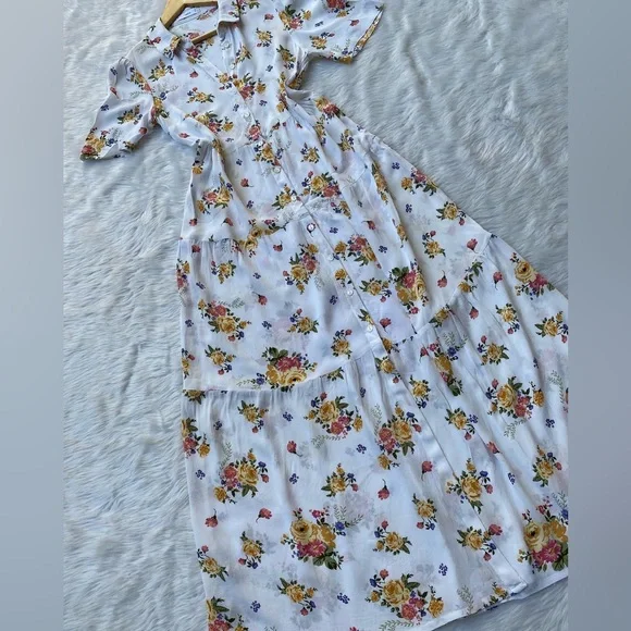 🌻Jersey printed maxi dress
🌻bust-34to36
🌻length-55 - Picture 3 of 8